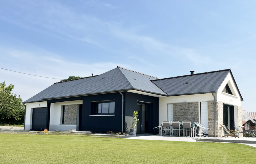 Superbe construction d'une maison neuve avec parement pierre